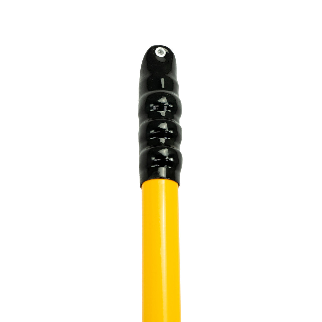 Ergonomic Handle: The handle is made of high-quality rubber with nubs for improved handling, making it easier and more comfortable to use.