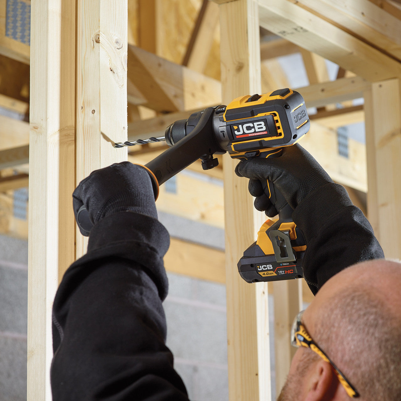 JCB Pro 18V Combi Drill 160Nm, Brushless, Anti-Kickback & Variable Speed, 25+3 Torque, 2x 5.0Ah Lithium-ion Batteries & 4.5A Charger | JCB-18PCD-160-5